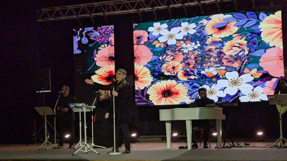 Fuego a susținut miercuri, 19 martie 2025, pe scena Casei de Cultură a Sindicatelor Suceava, concertul „Poartă-mă în suflet!”