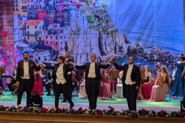 Trei tenori italieni, Federico Veltri, Paolo Spagnuolo, Angelo Forte, și baritonul Alfio Grasso