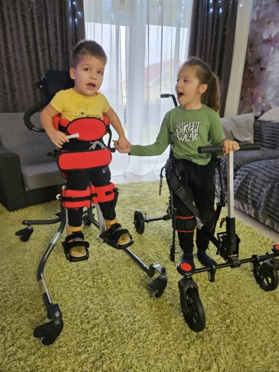 Copiii pentru care se adună bani