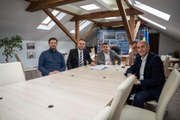 Doctorii Ionuț Jurchiș și Paul Turcoman au preluat oficial, marți, conducerea Spitalului Clinic de Urgență