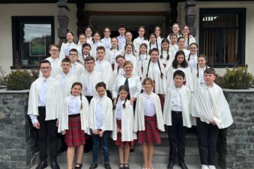 Corul VIVAT, în concert alături de Corul MADRIGAL, la Turneul Național de Paște „Săptămâna Patimilor”