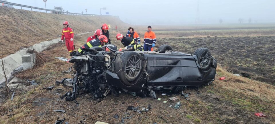 Un bărbat a murit după ce autoturismul pe care îl conducea a zburat de pe șoseaua de centură a Rădăuțiului