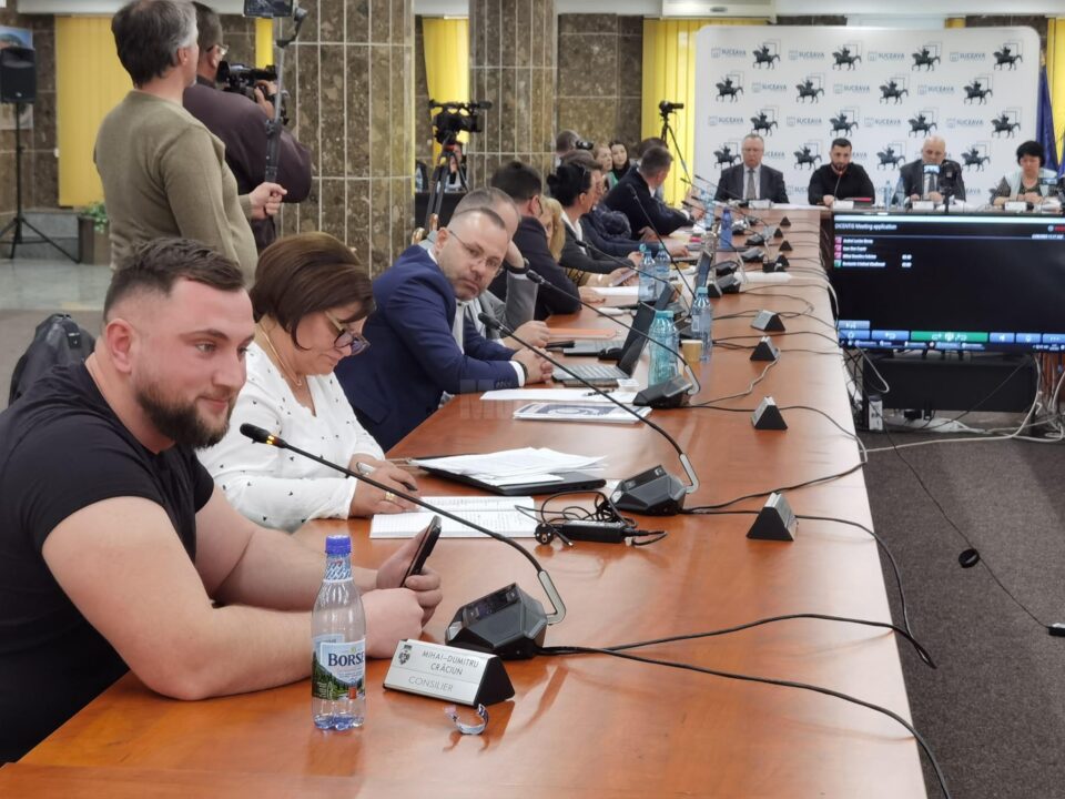 Contre verbale dure între consilierul local Mihai Crăciun și cei din executivul Primăriei Suceava, la ședința din 26 martie 2025