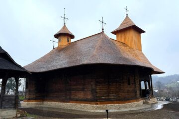Biserica de lemn „Sf. Dumitru” din Botoșana a fost restaurată și consolidată