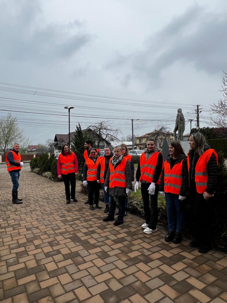 600 de puieți de tei au fost plantați în mai multe zone din comuna Moara