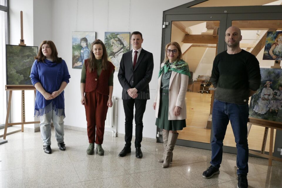 Expoziție a elevilor secției de Pictură a Colegiului de Artă „Ciprian Porumbescu”, la Muzeul Bucovinei