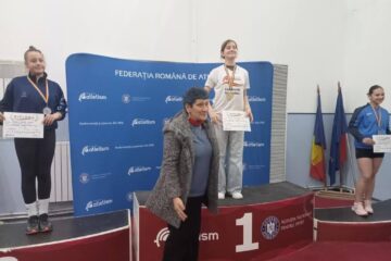 Ioana Alexandra Tipa alături de antrenoarea Liliana Petrachi