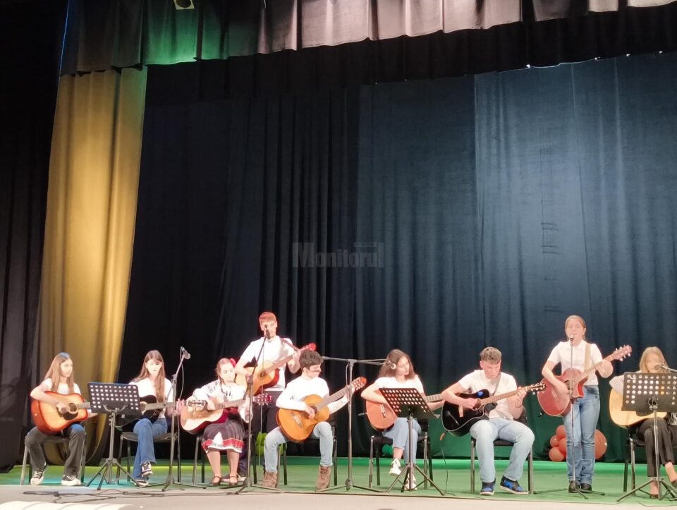„Scena copilăriei – 70 de ani de magie la Palat”, spectacol aniversar pe scena suceveană