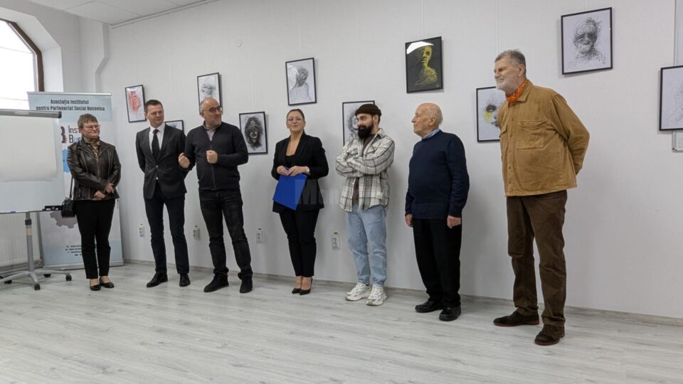 Expoziția de grafică „Sensul din haos”