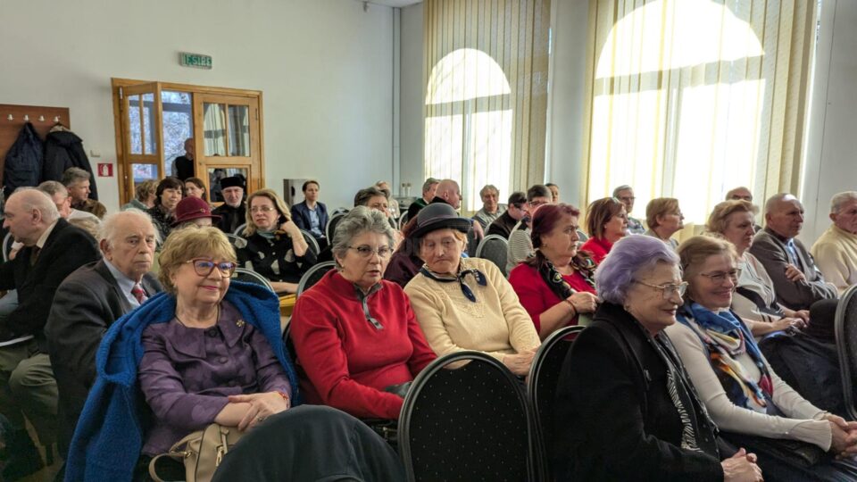 Octavia Lupu Morariu și Eugen Dimitriu, elogiați la Biblioteca Bucovinei, într-un cadru literar festiv