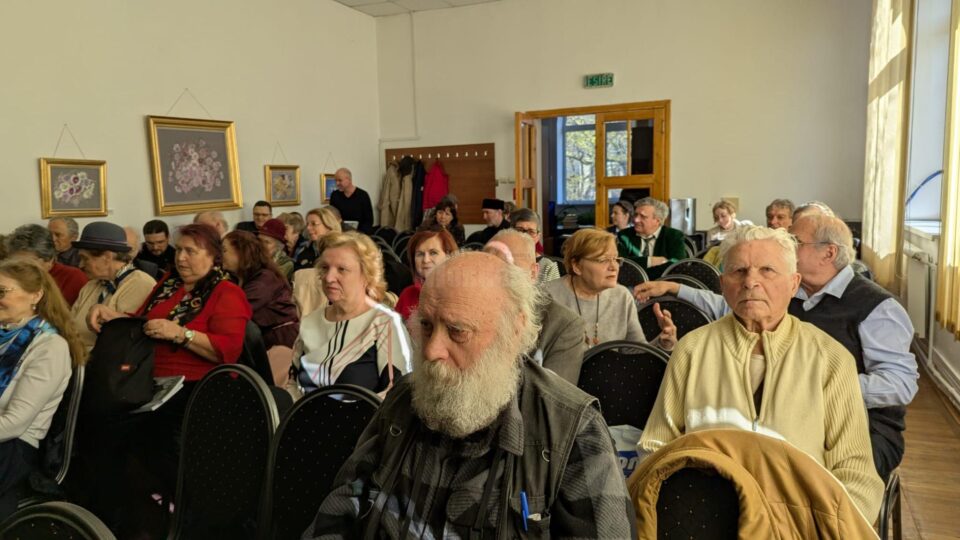 Octavia Lupu Morariu și Eugen Dimitriu, elogiați la Biblioteca Bucovinei, într-un cadru literar festiv