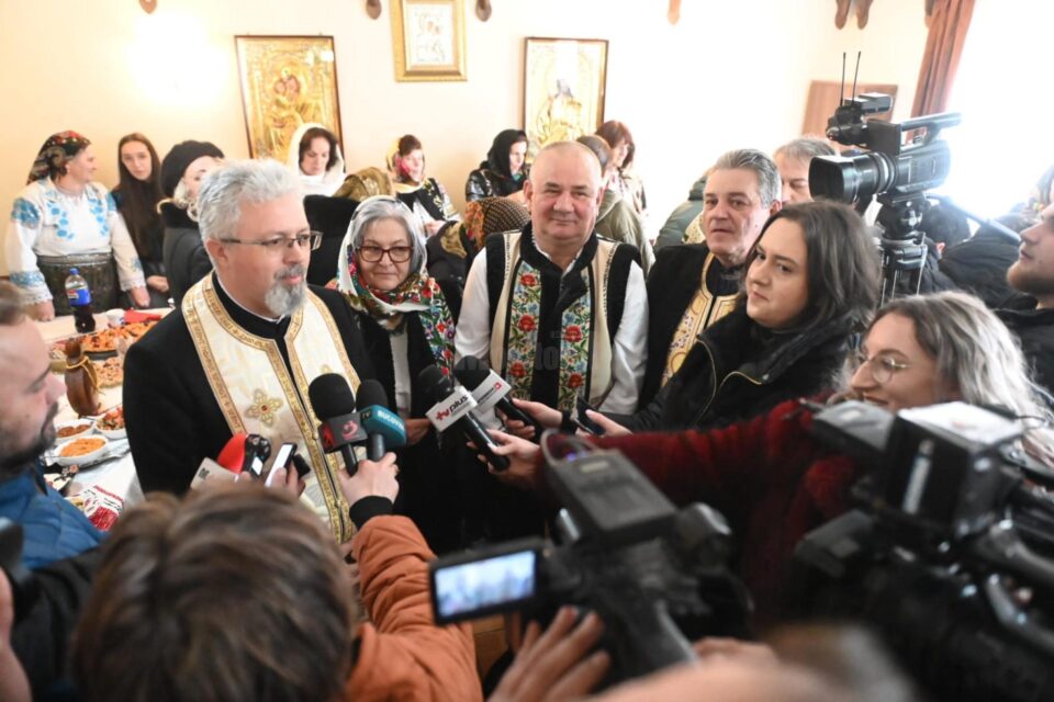 Organizatorii festivalului de la adâncata au mulțumit gospodinelor pentru implicare