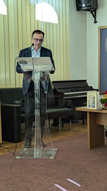 Octavia Lupu Morariu și Eugen Dimitriu, elogiați la Biblioteca Bucovinei, într-un cadru literar festiv