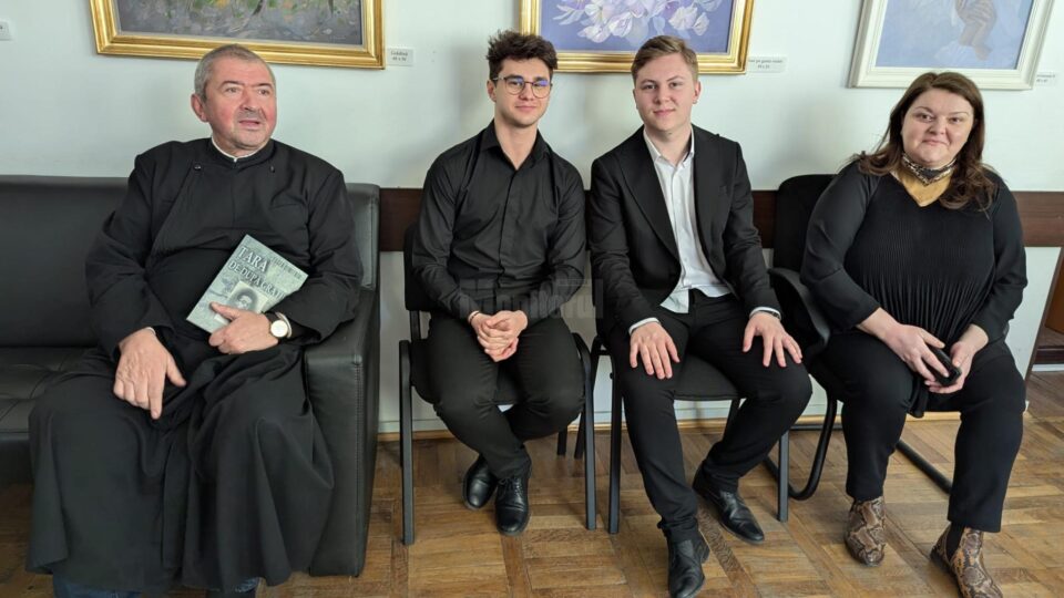 Octavia Lupu Morariu și Eugen Dimitriu, elogiați la Biblioteca Bucovinei, într-un cadru literar festiv