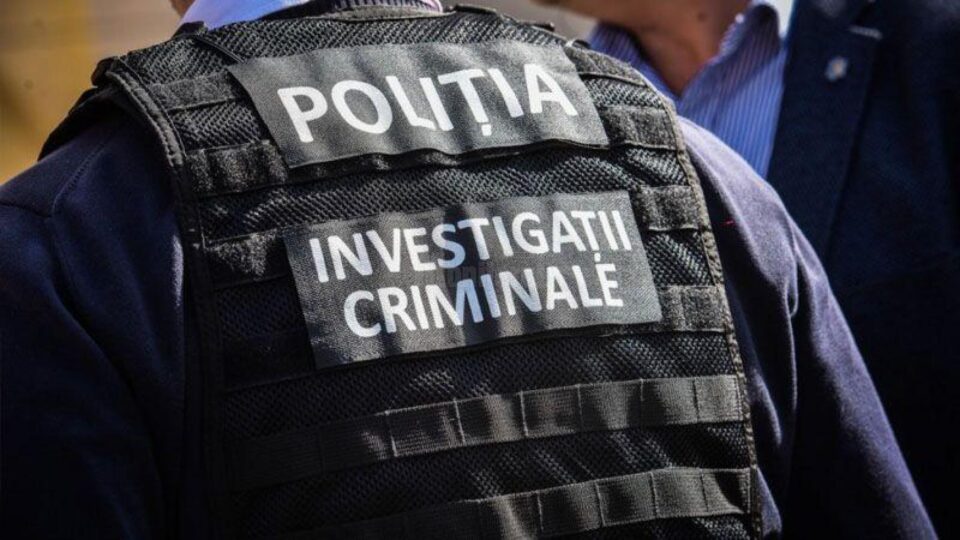 Polițiștii de la Biroul de Investigații Criminale Suceava au fost pe urmele autorului faptelor Polițiștii de la Biroul de Investigații Criminale Suceava au fost pe urmele autorului faptelor