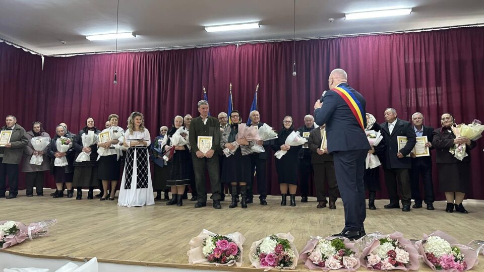 Primăria Vicovu de Sus a organizat o nouă ediție a evenimentului „Nunta de aur” (20)