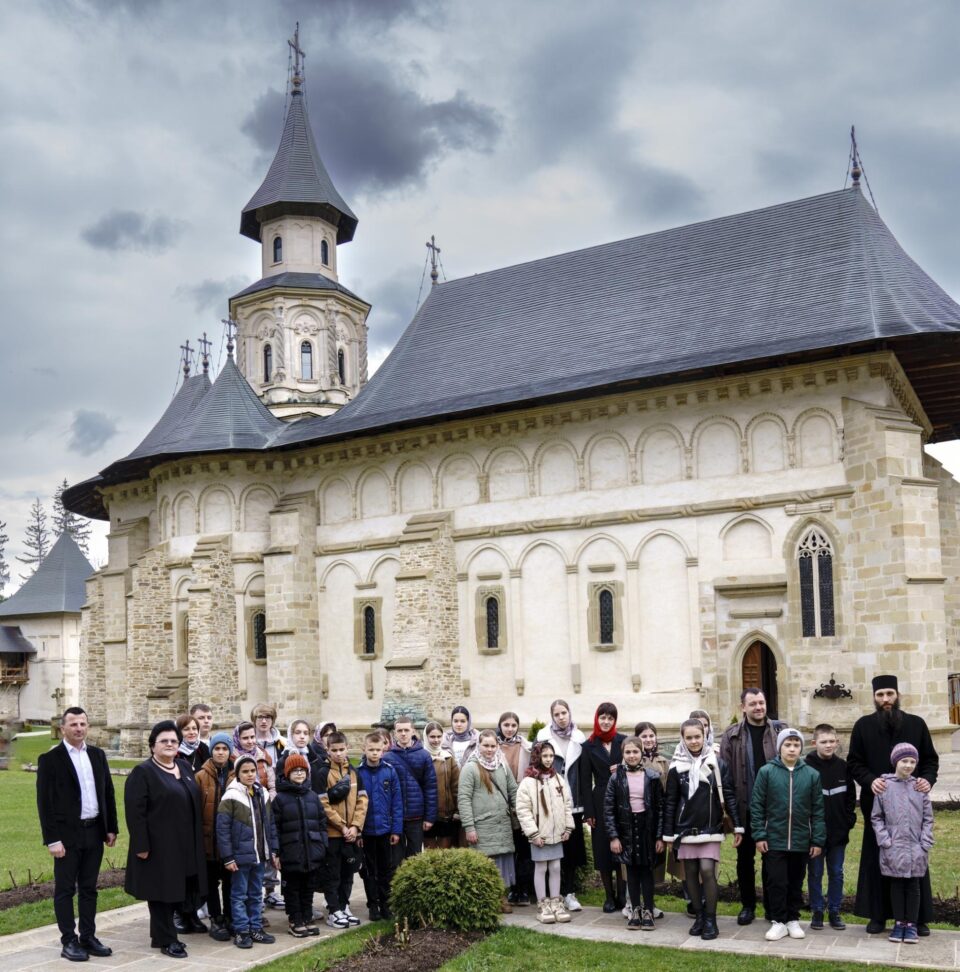 „Biserica satului natal” – identitate românească, rugăciune și sărbătoare