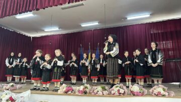 Primarul Vasile Iliuț a premiat 18 cupluri care au împlinit 50 de ani de căsătorie