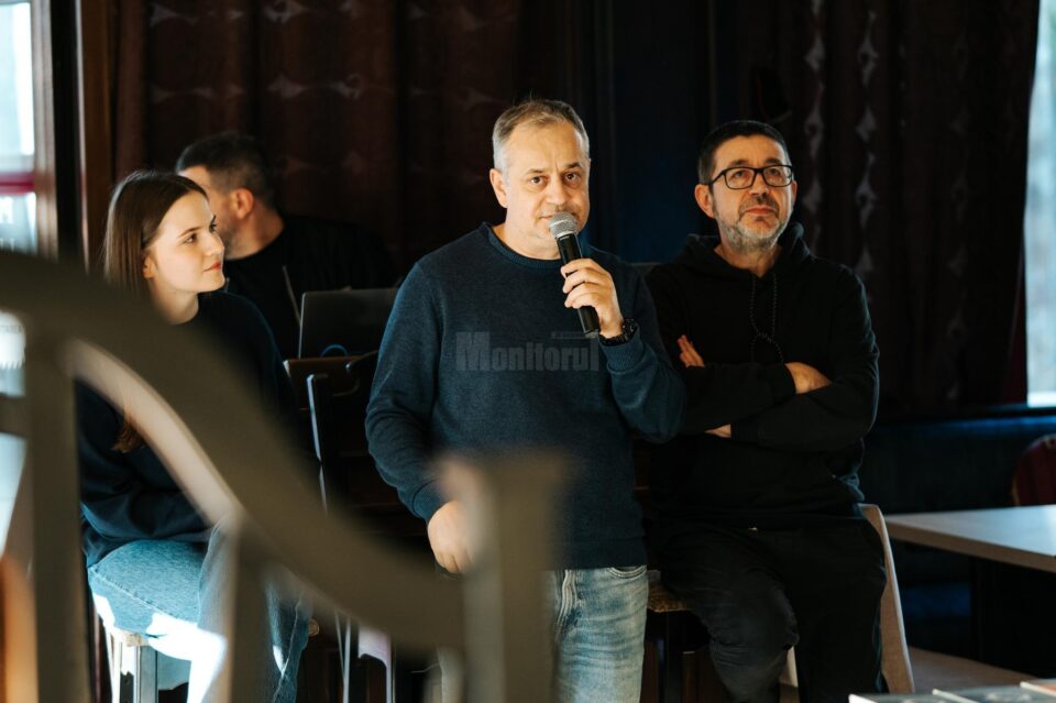 Lansarea volumului „Generația canibală”, al scriitorului Vasile Ernu. Foto Ciprian Penciuc