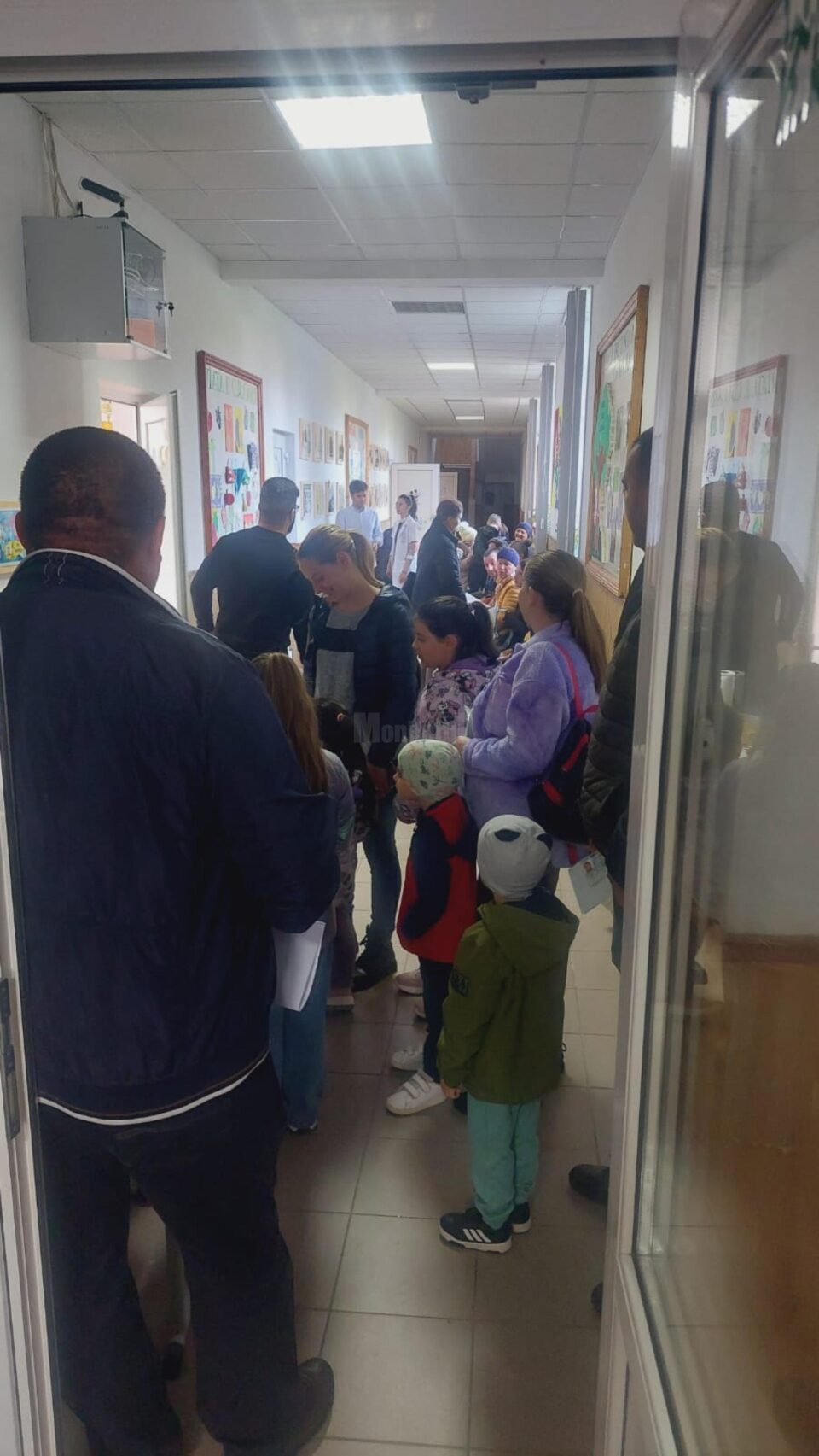 Caravană medicală pediatrică la Vulturești: 95 de copii consultați gratuit de o echipă de specialiști voluntari