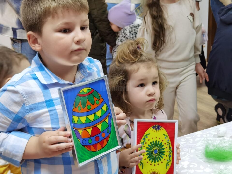 „De la mânuța mea la inima taˮ - proiect caritabil, la Grădinița Obcini