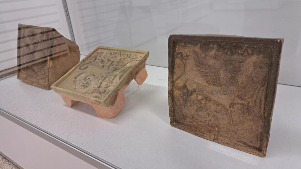 Piese de patrimoniu remarcabile, mai puțin cunoscute, în Expoziția „Tezaur la Muzeul de Istorie"