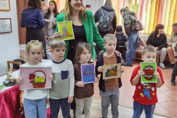 „De la mânuța mea la inima taˮ - proiect caritabil, la Grădinița Obcini