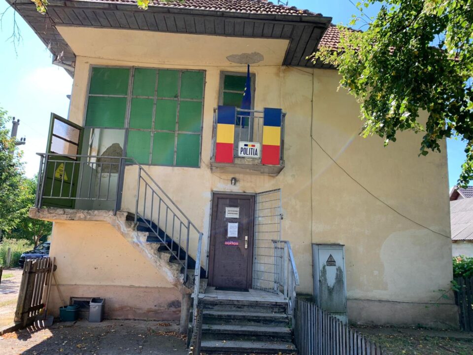 Lucrătorii Secției 4 Poliție Rurală Gălănești au derulat două mandate de percheziție în baza unui mandat emis de Judecătoria Rădăuți Lucrătorii Secției 4 Poliție Rurală Gălănești au derulat două mandate de percheziție în baza unui mandat emis de Judecătoria Rădăuți