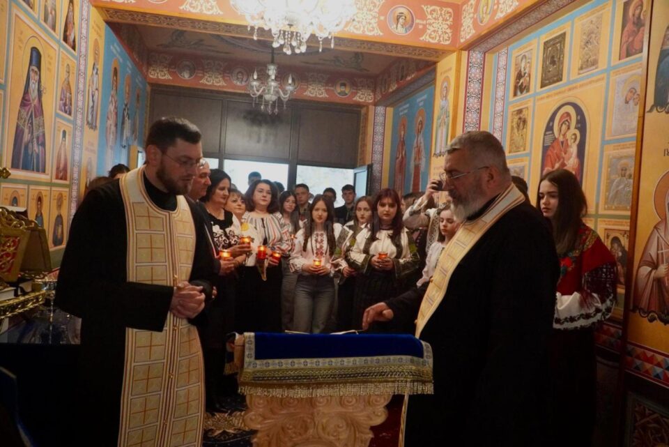 La Colegiul Tehnic „Ferdinand I” din Rădăuți a avut loc sărbătorirea hramului Paraclisului închinat Sfântului Ierarh Calinic de la Cernica – ocrotitorul spiritual al instituției