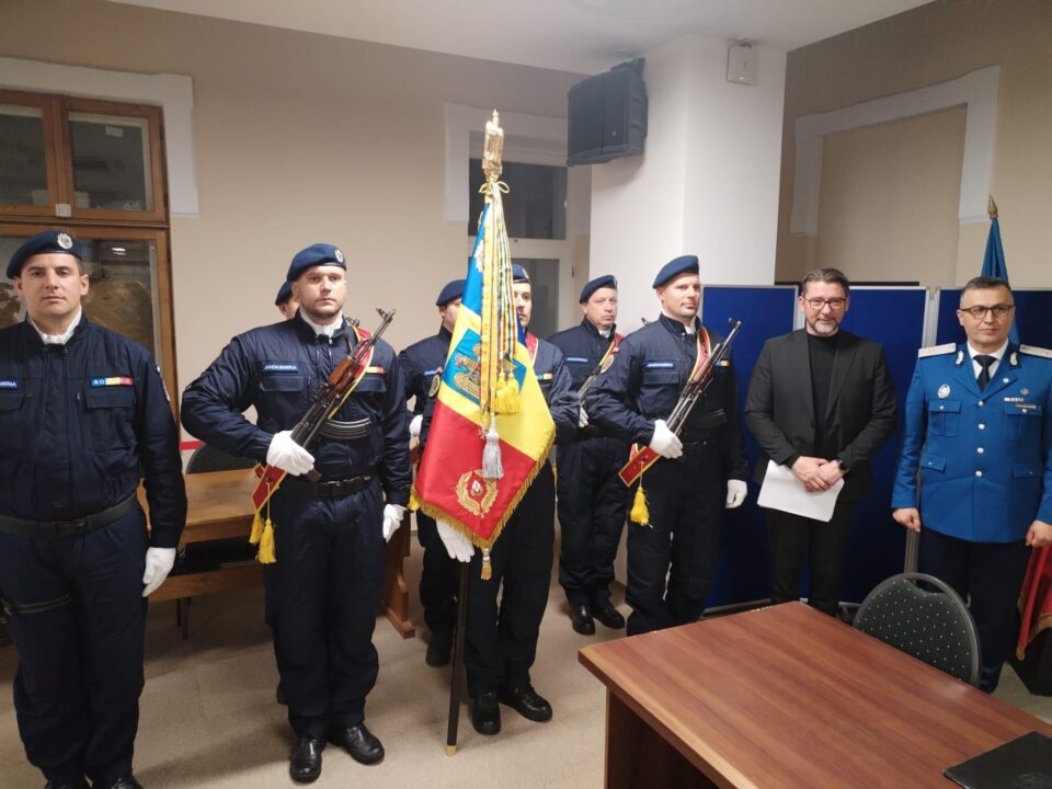 Jandarmii suceveni, medaliați de președintele României cu Ordinul Bărbăție și Credință în grad de Cavaler