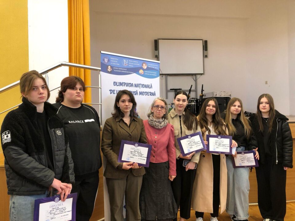 Lotul județean care a participat la Olimpiada națională de limba rusă