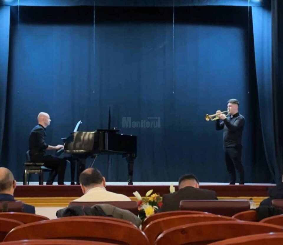 Elevi instrumentiști ai Colegiului de Artă, succes la olimpiada națională de la Galați