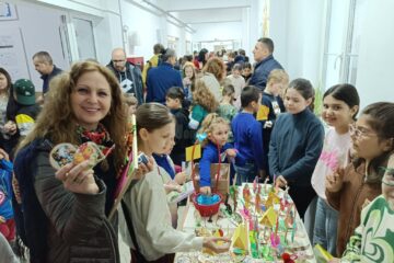 Târgul caritabil de la Școala Nr. 1 Gura Humorului