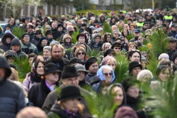 Procesiunea de Florii, organizată în municipiul Suceava, în ajunul praznicului „Intrării Domnului în Ierusalim”