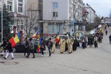 Procesiunea de Florii, organizată de Protopopiatul Fălticeni cu sprijinul parohiilor locale și al autorităților