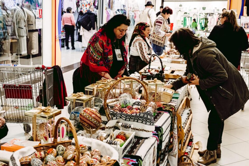 Târgul de Paște, de la Shopping City Suceava, își așteaptă oaspeții