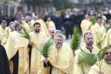 Procesiunea de Florii, organizată în municipiul Suceava, în ajunul praznicului „Intrării Domnului în Ierusalim”