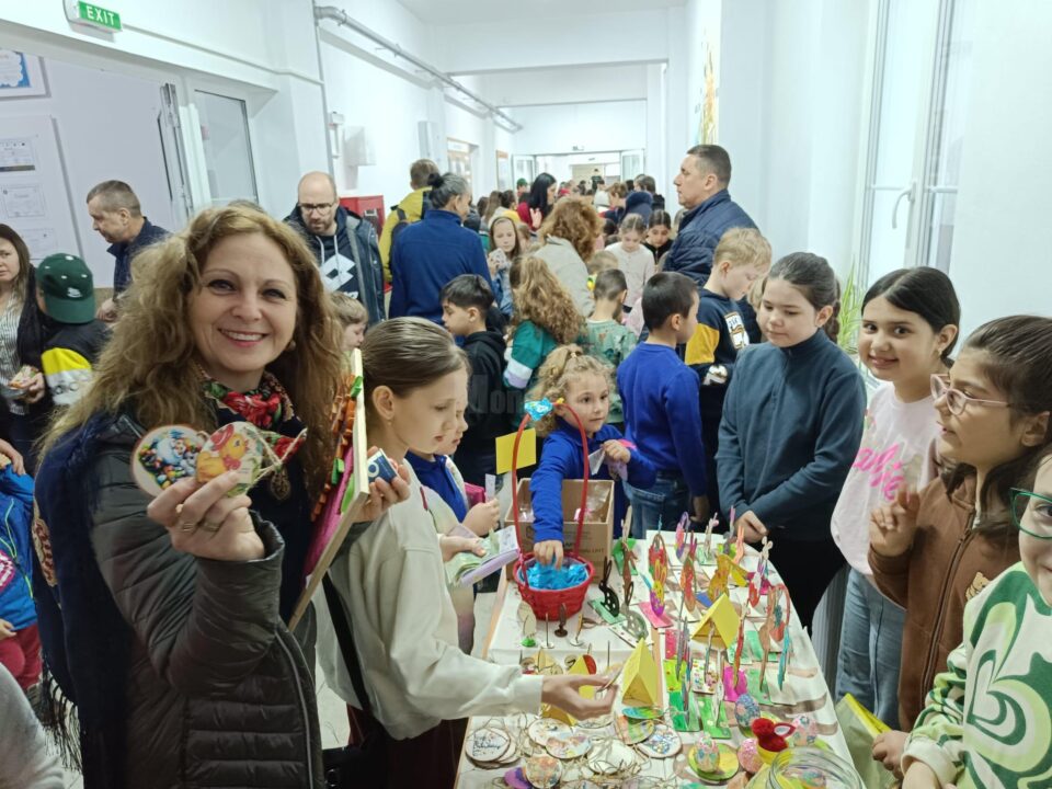 Târg caritabil, la Școala Nr. 1 Gura Humorului