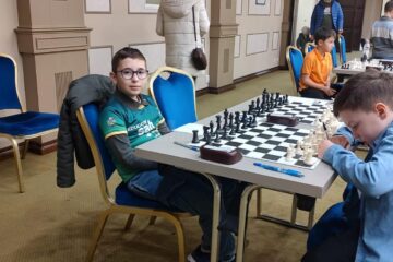 Tânăr șahist sucevean, pe prima poziție la Campionatul Moldova Chess Open