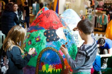 Pictură pe ouă gigant, întâlniri cu Rilă Iepurilă și premii atractive, la Shopping City Suceava