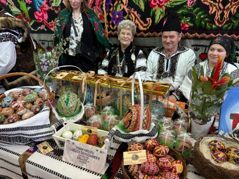 Festivalul Ouălor Încondeiate de la Moldovița