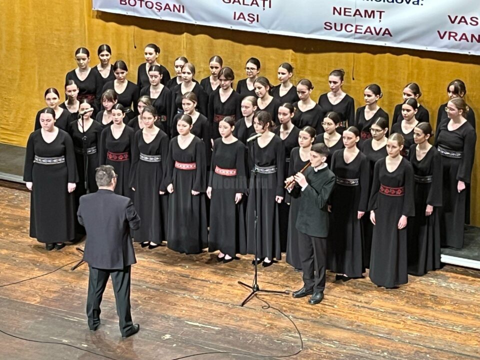 Corala de fete „Ciprian Porumbescu” a Colegiului Național „Ștefan cel Mare” Suceava