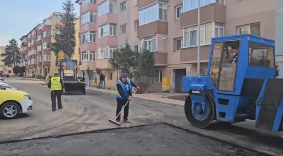 Lucrări de reabilitare pe strada Păcii