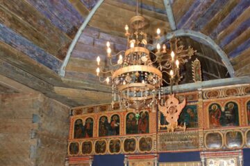 La Biserica Vama din Muzeul Satului Bucovinean, slujbă de sfințire a coșurilor pascale