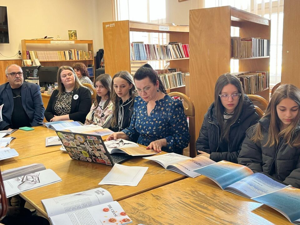 Fight or Flight / Lutte ou Fuite – o temă, două limbi, o comunitate creativă la Liceul Tehnologic „Iorgu Vârnav Liteanu” din Liteni