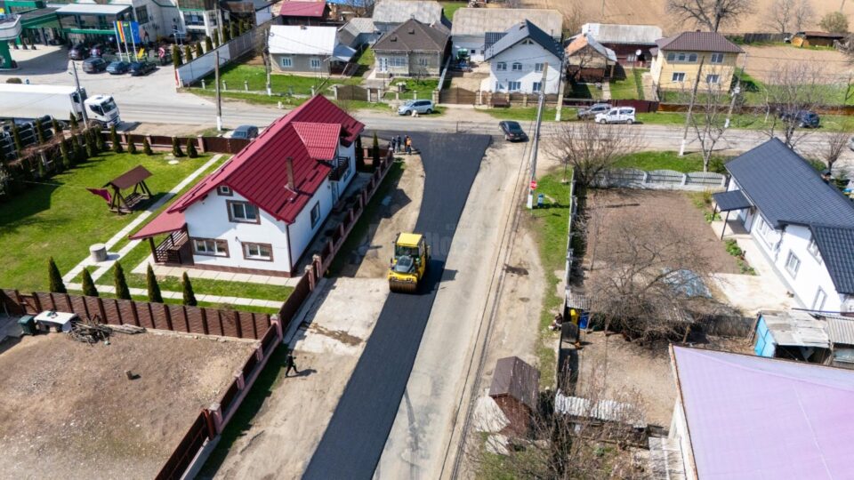 Gheorghe Șoldan anunță începerea lucrărilor de modernizare pe mai multe drumuri județene care nu au mai văzut asfalt de ani de zile