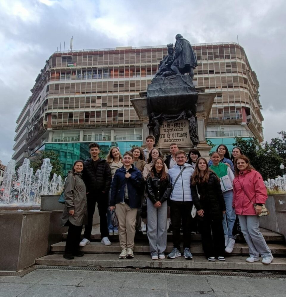 Colegiul Tehnic „Mihai Băcescu”, un model de excelență în educație prin Acreditarea Erasmus+ Colegiul Tehnic „Mihai Băcescu”, un model de excelență în educație prin Acreditarea Erasmus+