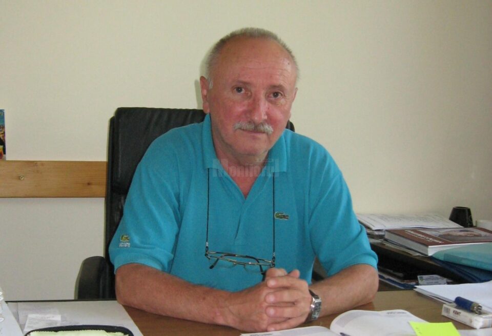 Profesorul Petre Horvat, fost director al Școlii Populare de Artă Suceava și manager al Centrului Cultural Bucovina Profesorul Petre Horvat, fost director al Școlii Populare de Artă Suceava și manager al Centrului Cultural Bucovina