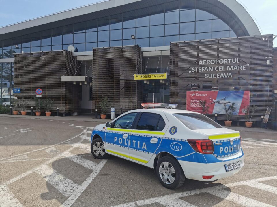 Polițiștii de la Postul Transporturi Aeriene Suceava au depistat un șofer băut care venise cu mașina la aeroport Polițiștii de la Postul Transporturi Aeriene Suceava au depistat un șofer băut care venise cu mașina la aeroport
