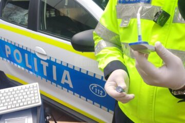 Un tânăr de 21 de ani, prins la volan deși a consumat canabis